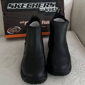 Sketchers black leather steel toe work boots with memory foam-NWT